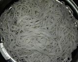 Hình bước làm 2 của món Bún Gạo Xào
