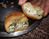 A picture of step 2 of Crispy paneer kachori.