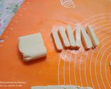 Foto langkah ke 1 dari resep Cheese roll.
