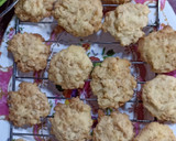 Foto langkah ke 6 dari resep Cornflakes Butter Cookies.