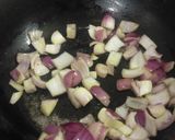 A picture of step 1 of Kadai paneer.