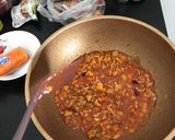 รูปขั้นตอนการทำที่ 4 ของ สปาเก็ตตี้หมูสับผัดซอสและมันฝรั่ง