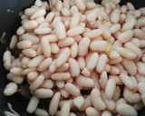 Foto del paso 7 de la receta: Alubias blancas con setas y algas
