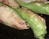A picture of step 4 of Stuffed chilli.
