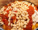 A picture of step 5 of Shredded Chicken 🐔 Tomato 🍅 Soup 🍜.