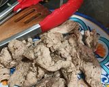 A picture of step 1 of Yucatecan-Style Pork Steaks with Potatoes.