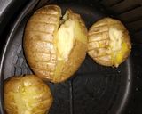 A picture of step 1 of Roasted Potato Sandwitch.