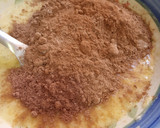 Foto del paso 2 de la receta: Pastel húmedo de choco-banana, sin harina, sin azúcar, sin lácteos, en microondas