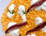 Foto del passaggio 13 della ricetta Risotto peperoni, crema di bufala e alici