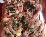 Foto del paso 2 de la receta: Pollo deshuesado relleno😋😋😋