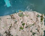 A picture of step 2 of Nutri mini thalipith.