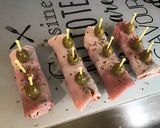 Une image de l'étape 6 de Roulés de jambon blanc à la tomate, gorgonzola et olives.