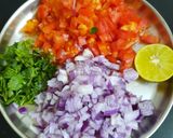 A picture of step 2 of Dadpe pohe.