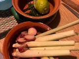 Tom Kha leves (Thai kókuszleves) csirkével és/vagy garnélával