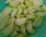 Hình bước làm 1 của món Canh bún nấu mướp hương