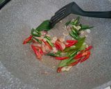 Foto langkah ke 3 dari resep Tumis sayur kol.