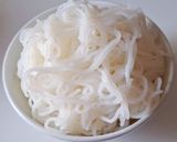 Hình bước làm 3 của món GIÒ HEO hầm măng tươi