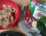 Foto langkah ke 1 dari resep Peyek udang ala warung Padang.