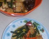 Foto langkah ke 7 dari resep Tumis Kacang Panjang dengan Tahu dan kecambah.