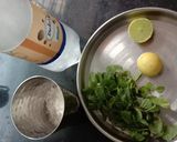 ब्लू मॉकटेल (blue mocktail recipe in marathi) रेसिपी स्टेप 1 फोटो 