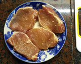 Foto del paso 1 de la receta: Carré de cerdo en salsa de champiñones