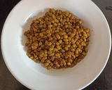 A picture of step 6 of Green pulse salad.