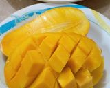 A picture of step 8 of Mango Mousse.