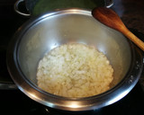 Foto del paso 2 de la receta: Crema de habas y guisantes frescos de la huerta