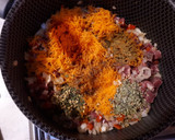Foto del paso 4 de la receta: Empanadas de carne cortada a cuchillo 100% caseras