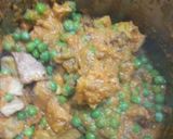 A picture of step 4 of Jimikand matar masala.