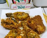 Foto langkah ke 7 dari resep Ayam Goreng Kremes.