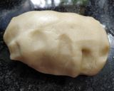 शंकरपाळी (SHANKRPALI RECIPE IN MARATHI) रेसिपी स्टेप 3 फोटो 