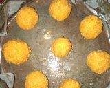 A picture of step 2 of Coconut macarons😋without oven.