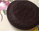 A picture of step 6 of Oreo biscuit Cake.