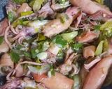Foto langkah ke 4 dari resep Cumi Asin Sambel Ijo.