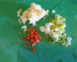 Foto langkah ke 1 dari resep Ikan cabe garam.