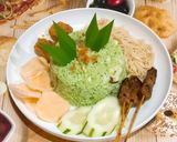 Foto langkah ke 2 dari resep "Nasgor sawi manis sate rendang"👍😘❤️.