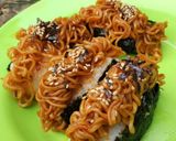 Foto langkah ke 3 dari resep Samyang Sushi.
