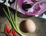 Foto langkah ke 1 dari resep Telur Dadar Kecap.