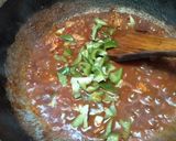 A picture of step 5 of Spicy chicken macroni.