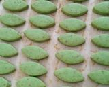 Foto langkah ke 8 dari resep Putri Salju Pandan Keju (Eggless).