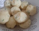 Une image de l'étape 5 de Kartoffel-Käse-Klössen & Goulasch.