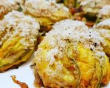 Foto del passaggio 5 della ricetta Fiori di zucchine al forno, ripiene con ricotta e prosciutto