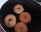 Foto langkah ke 9 dari resep Donat Maizena.