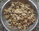Foto del paso 1 de la receta: Zapallitos revueltos con pollo