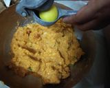 A picture of step 3 of Dabeli.