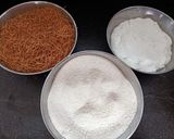 A picture of step 2 of Semolina and Vermicelli idli.
