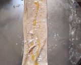 Foto langkah ke 5 dari resep Hubus At-thowah Al Yamani ، (خبز الطاوة اليمني).