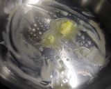 A picture of step 2 of Broccoli almonds creamy soup.
