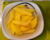 Foto del paso 6 de la receta: Filetes de cerdo en salsa de tomate y pimientos con patatas